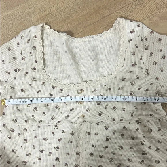 Baby doll Floral Long Sleeve Top - Picture 7 of 8